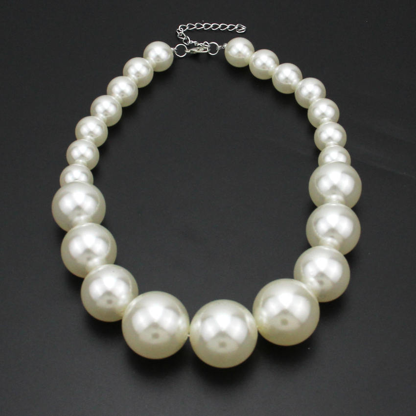 Fashion Big Imitation Pearl Short Temperament Elegant All-match Beaded Necklace Women